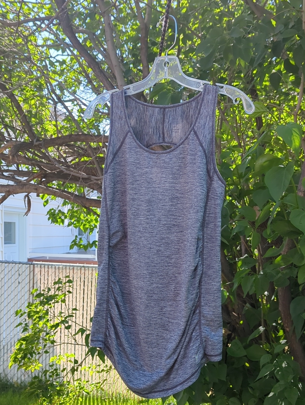 Women's Old Navy Maternity Heathered Gray Performance Tank Top